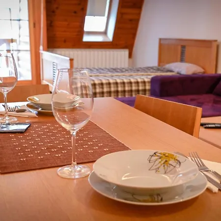 Etna Vucko יהורינה